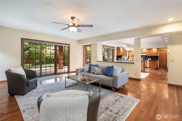 6573 NE Windermere Road, Seattle, WA 98105
