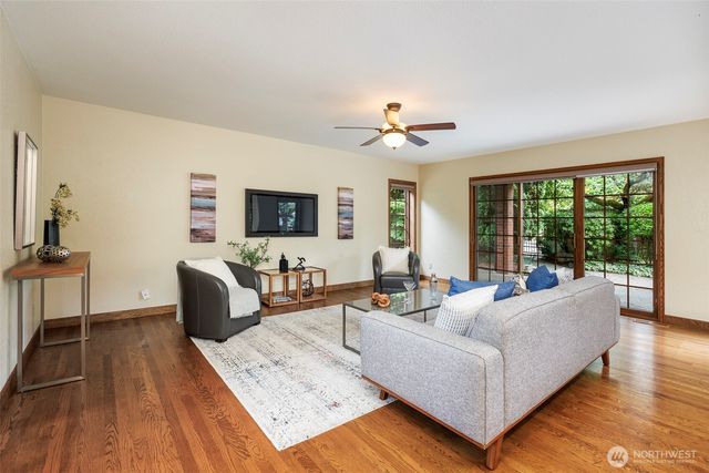 6573 NE Windermere Road, Seattle, WA 98105