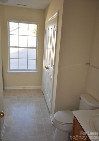 1408 Nature Place, Charlotte, NC 28214