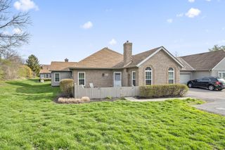 5757 Willow Lake, Grove City, OH 43123
