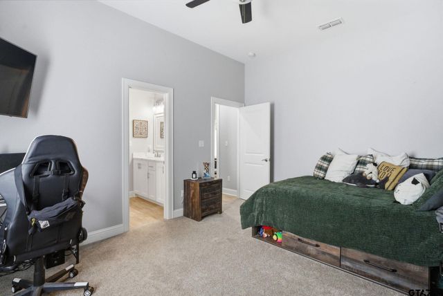 4033 Hanover Pl., Tyler, TX 75701