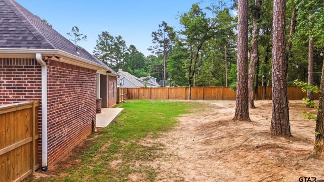 4033 Hanover Pl., Tyler, TX 75701