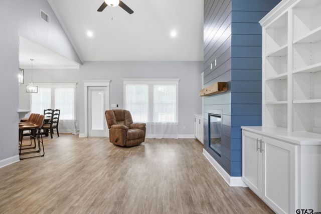 4033 Hanover Pl., Tyler, TX 75701