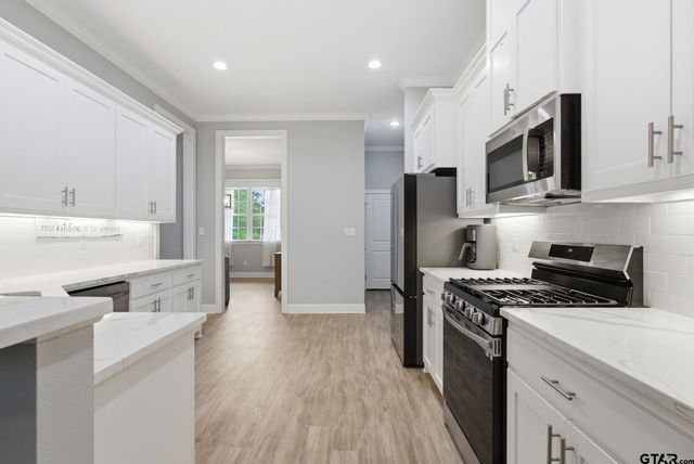 4033 Hanover Pl., Tyler, TX 75701