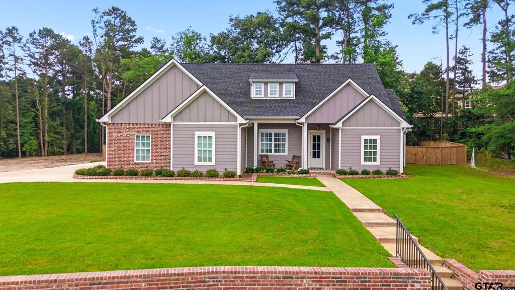 4033 Hanover Pl., Tyler, TX 75701