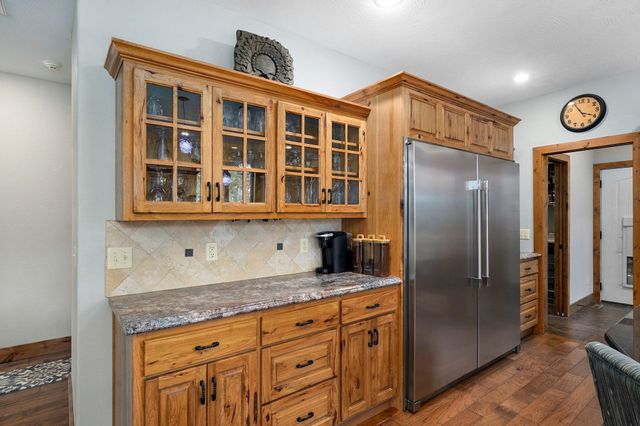 6487 N Farm Road 171, Springfield, MO 65803