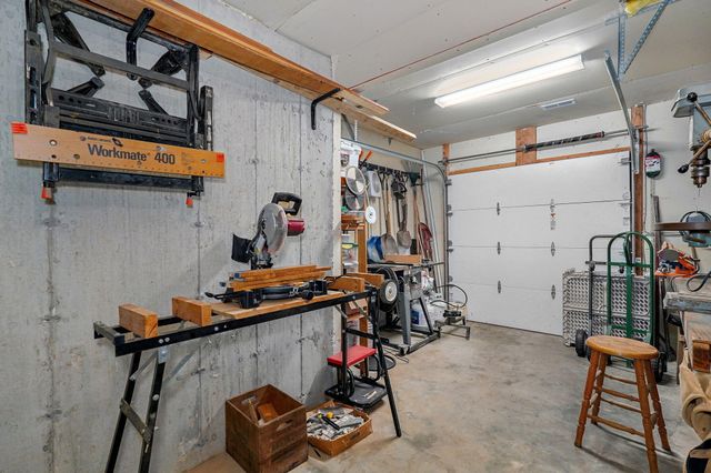 6487 N Farm Road 171, Springfield, MO 65803