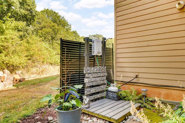 6487 N Farm Road 171, Springfield, MO 65803