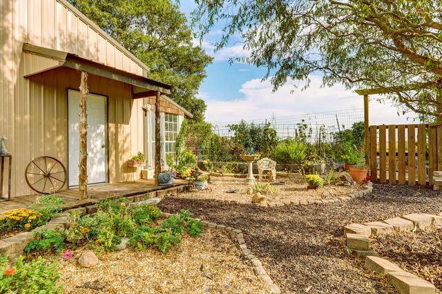 6487 N Farm Road 171, Springfield, MO 65803