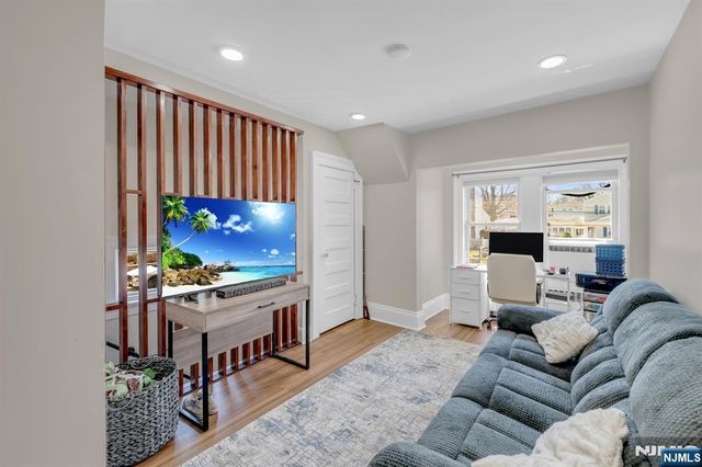 56 S Mountain Avenue, Cedar Grove, NJ 07009
