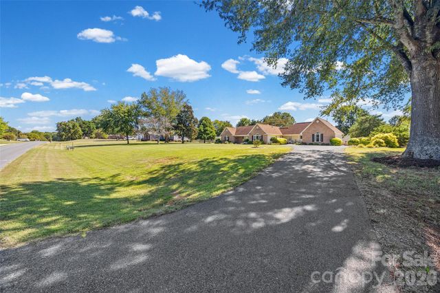 3117 Monte Drive, Monroe, NC 28110