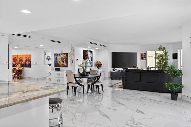 3415 N Ocean Drive 401, Hollywood, FL 33019