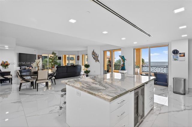 3415 N Ocean Drive 401, Hollywood, FL 33019