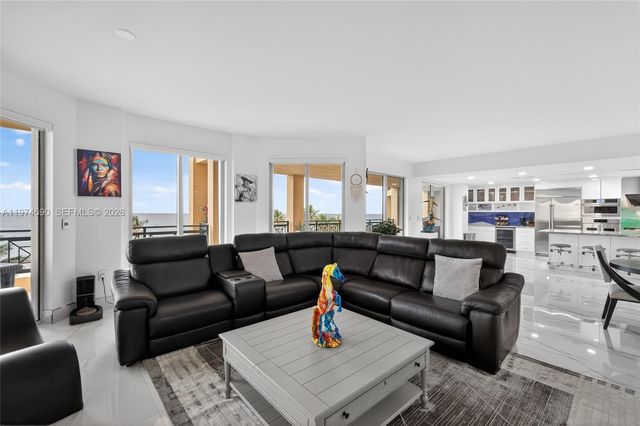 3415 N Ocean Drive 401, Hollywood, FL 33019