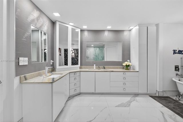 3415 N Ocean Drive 401, Hollywood, FL 33019