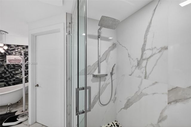 3415 N Ocean Drive 401, Hollywood, FL 33019
