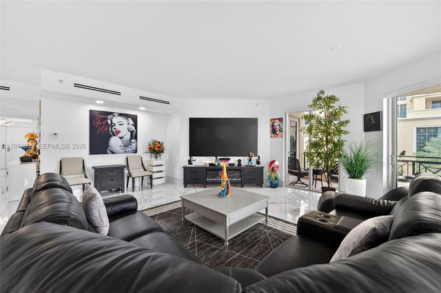 3415 N Ocean Drive 401, Hollywood, FL 33019