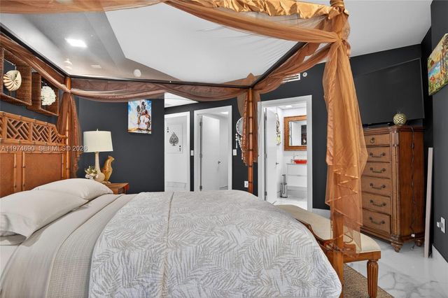 3415 N Ocean Drive 401, Hollywood, FL 33019