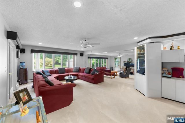 690 Soldier Hill Road, Oradell, NJ 07649