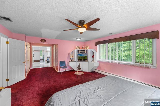 690 Soldier Hill Road, Oradell, NJ 07649