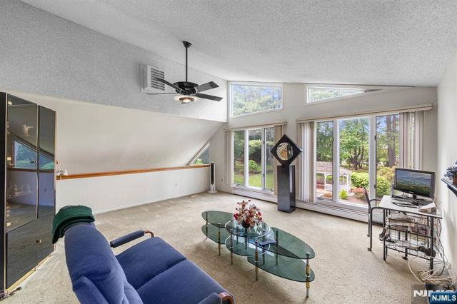 690 Soldier Hill Road, Oradell, NJ 07649