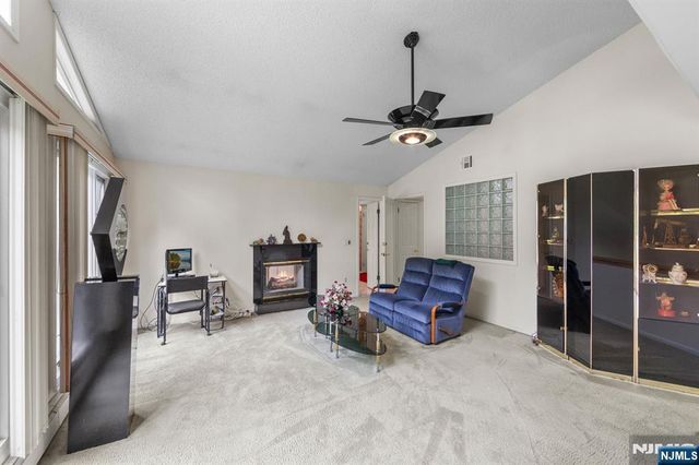 690 Soldier Hill Road, Oradell, NJ 07649