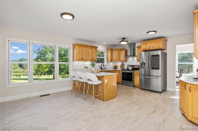 3054 Emery Lane, Metamora, MI 48455