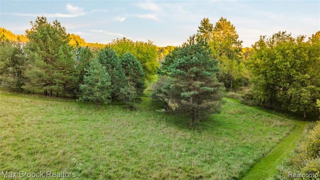 3054 Emery Lane, Metamora, MI 48455