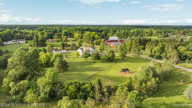 3054 Emery Lane, Metamora, MI 48455