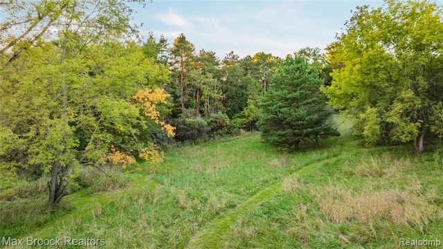 3054 Emery Lane, Metamora, MI 48455