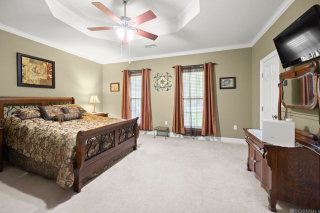 5047 Bozeman St, Zachary, LA 70791