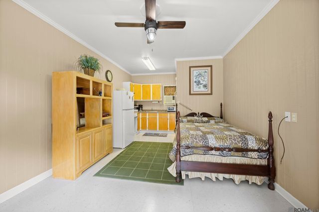 5047 Bozeman St, Zachary, LA 70791