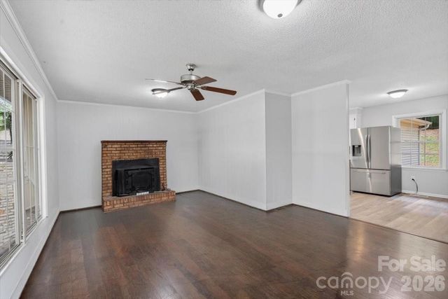 101 N Main Street, Mount Pleasant, NC 28124