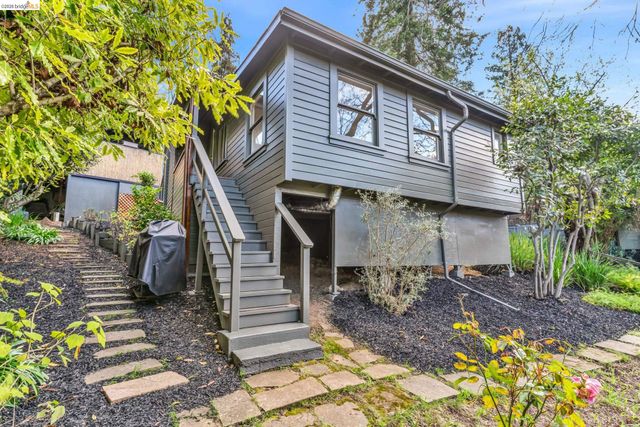 1101 Mountain Blvd, Oakland, CA 94611