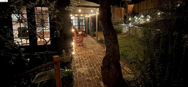 1101 Mountain Blvd, Oakland, CA 94611