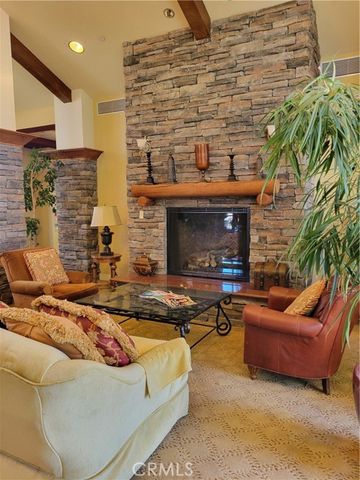 19453 Maple Creek Road, Apple Valley, CA 92308