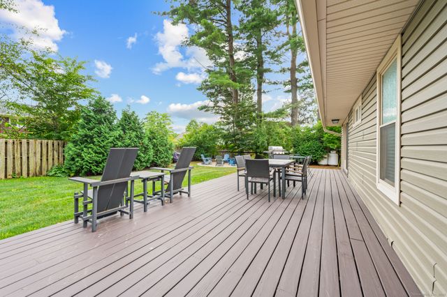 45 Hill Top Road, Morris, CT 06763