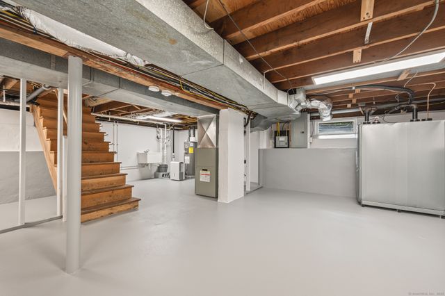 45 Hill Top Road, Morris, CT 06763