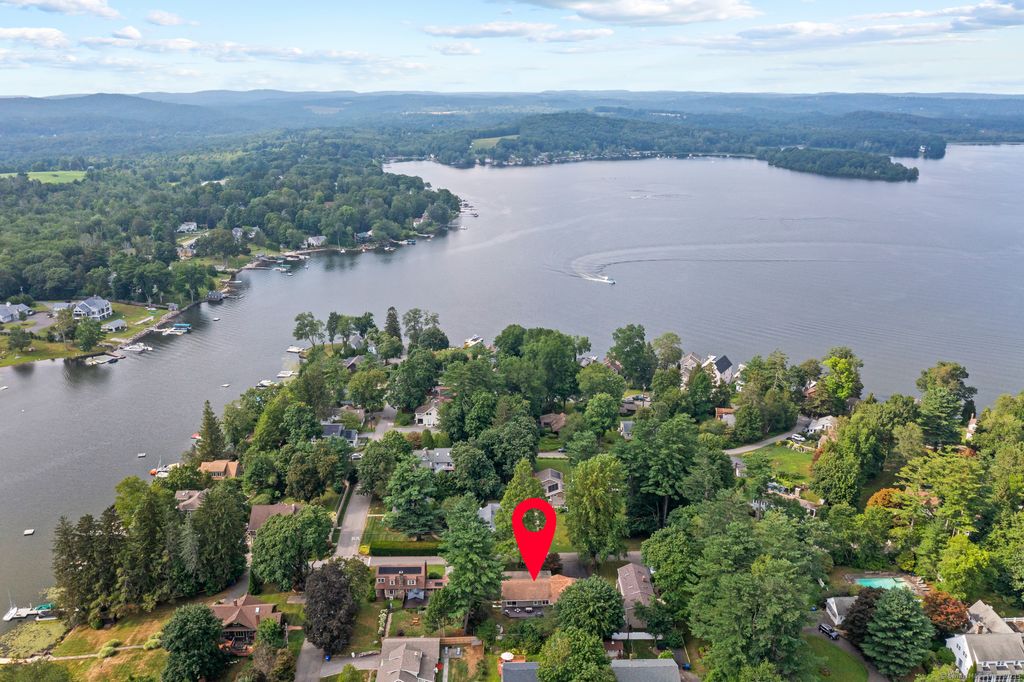 45 Hill Top Road, Morris, CT 06763