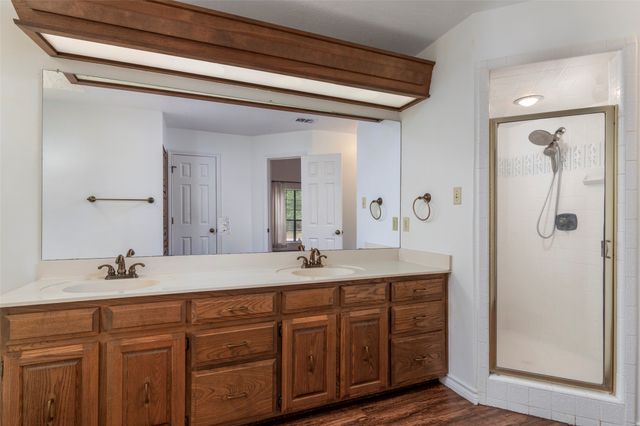 1308 Clover Hill Road, Mansfield, TX 76063