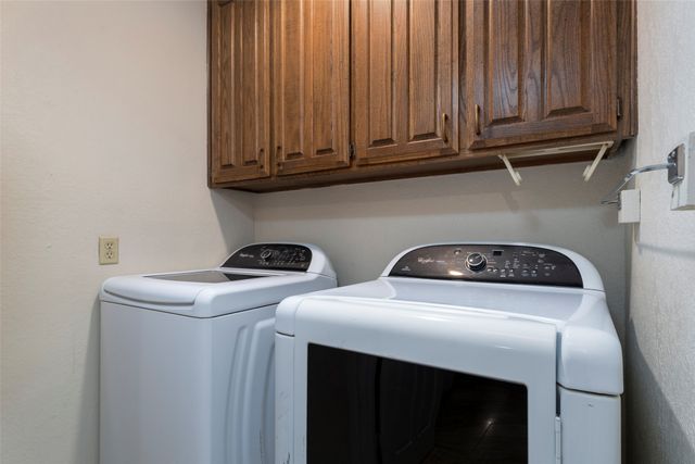 1308 Clover Hill Road, Mansfield, TX 76063