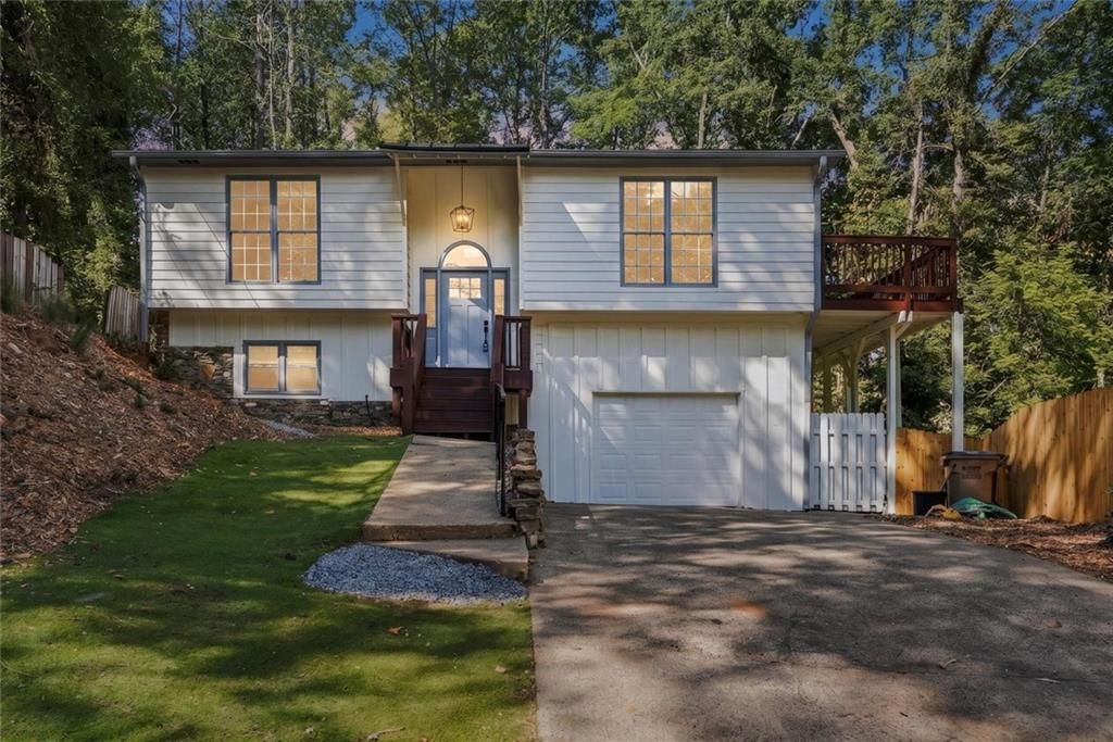 707 Copper Trace Way, Woodstock, GA 30189