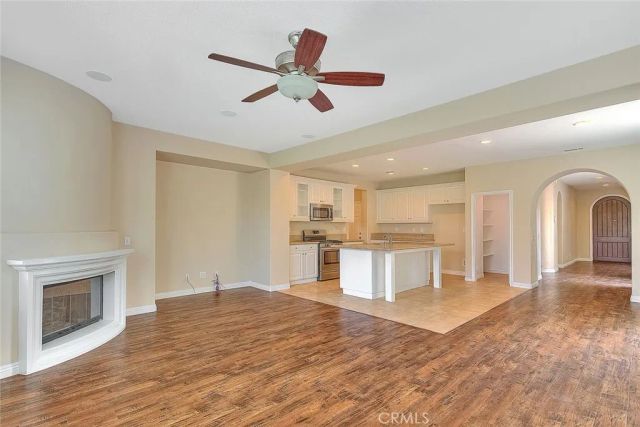 2907 Breezy Meadow Circle, Corona, CA 92883