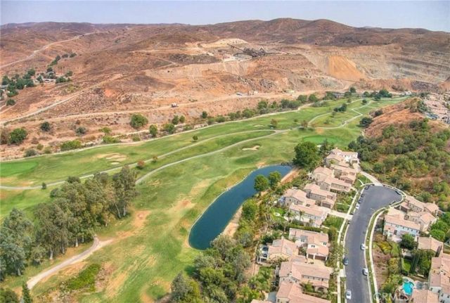 2907 Breezy Meadow Circle, Corona, CA 92883