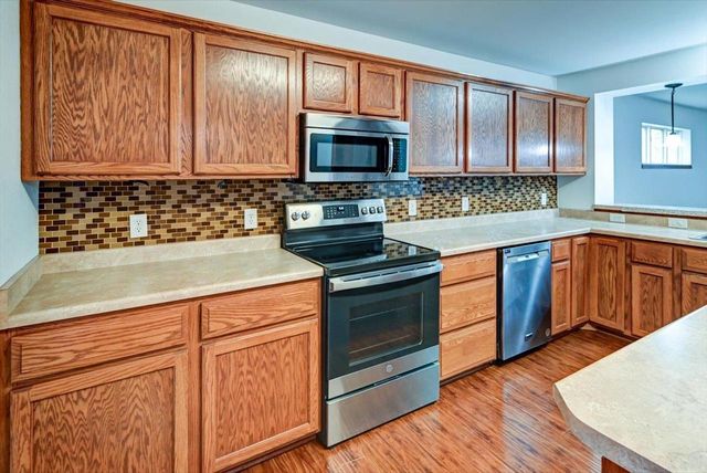 1462 Wild Iris Street, Sun Prairie, WI 53590