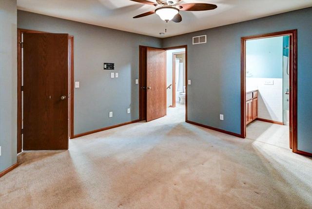1462 Wild Iris Street, Sun Prairie, WI 53590