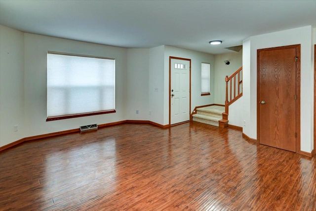 1462 Wild Iris Street, Sun Prairie, WI 53590
