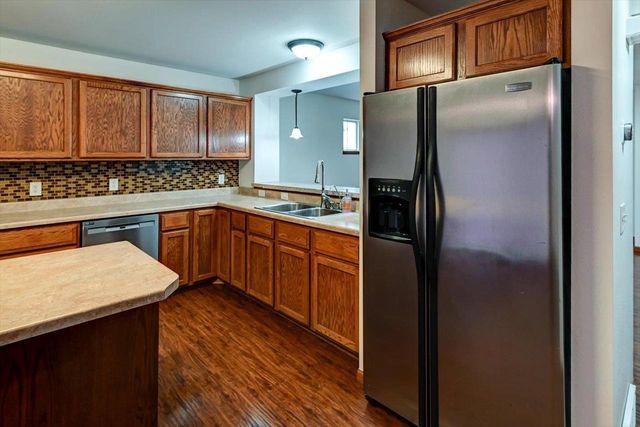 1462 Wild Iris Street, Sun Prairie, WI 53590