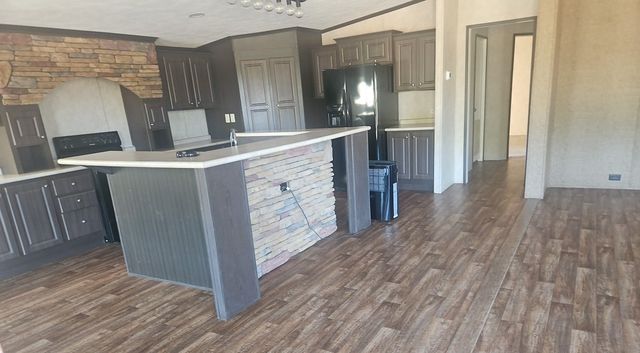 221 Farmhouse Road, Springtown, TX 76082