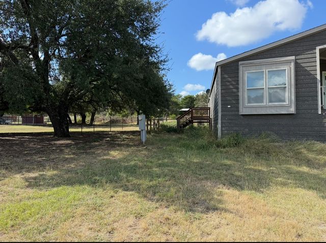 221 Farmhouse Road, Springtown, TX 76082